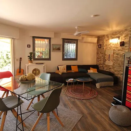 Hyerol Pour 4 Personnes Avec Parking Proche Des Plages Et Restaurants A Йер