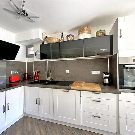 Hyerol Pour 4 Personnes Avec Parking Proche Des Plages Et Restaurants A Apartament *