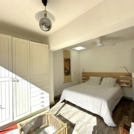 Apartament Hyerol Pour 4 Personnes Avec Parking Proche Des Plages Et Restaurants A *