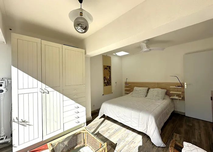 Lejlighed Hyerol Pour 4 Personnes Avec Parking Proche Des Plages Et Restaurants A *