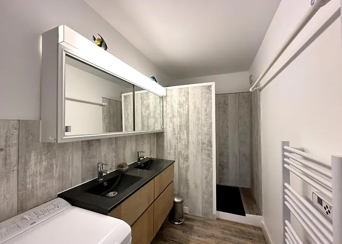 Hyerol Pour 4 Personnes Avec Parking Proche Des Plages Et Restaurants à Appartamento *